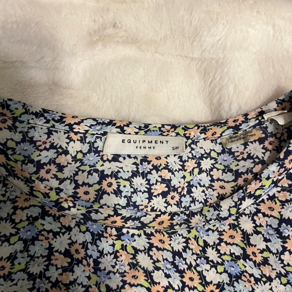 $250 Equipment Women’s Small Floral Leopard Silk Button Up Office Work Blouse - Picture 6 of 9